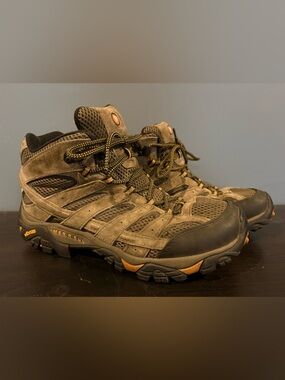 Merrell Men's Moab 2 Vent Mid hiking boots Size 10.5 Walnut Gorpcore Outdoorsman